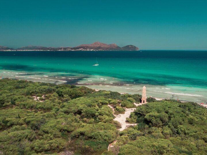 Zwiedzanie Sardynii: Najpiękniejsze miasta i atrakcje na Costa Smeralda