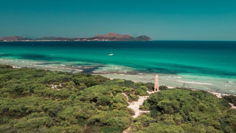 Zwiedzanie Sardynii: Najpiękniejsze miasta i atrakcje na Costa Smeralda